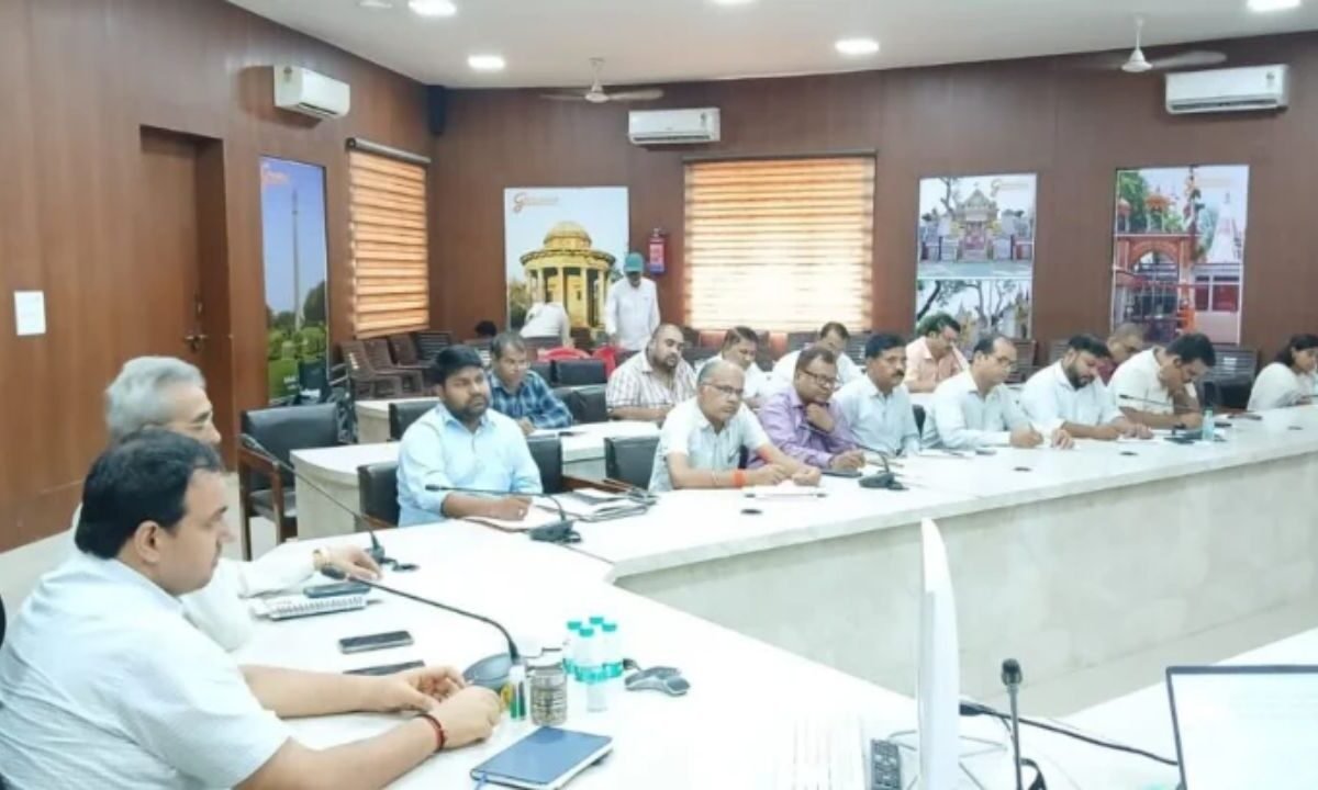 विधान परिषद चुनाव 2026 की तैयारी तेज, जोनल-सेक्टर मजिस्ट्रेट को दिया गया प्रशिक्षण